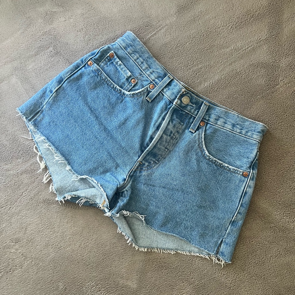 LEVIS 501 DENIM SHORTS